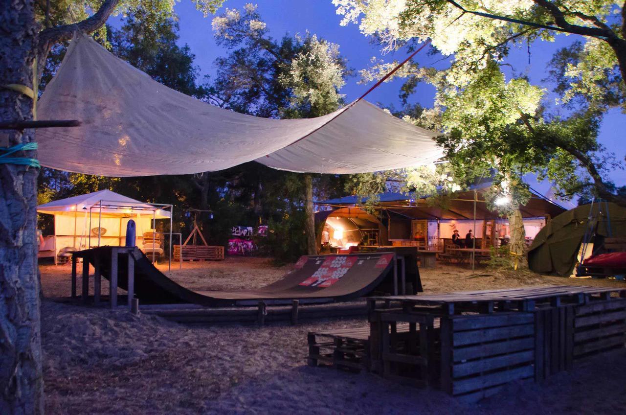 Progress Outdoor Surf Hostel Moliets-et-Maa Exterior photo